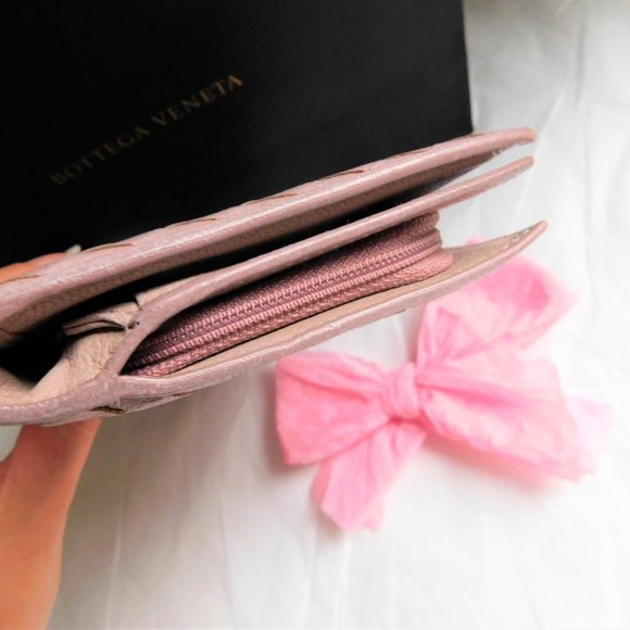 β¨HPπBottega Veneta Authentic French Pink Wallet - Picture 6 of 10